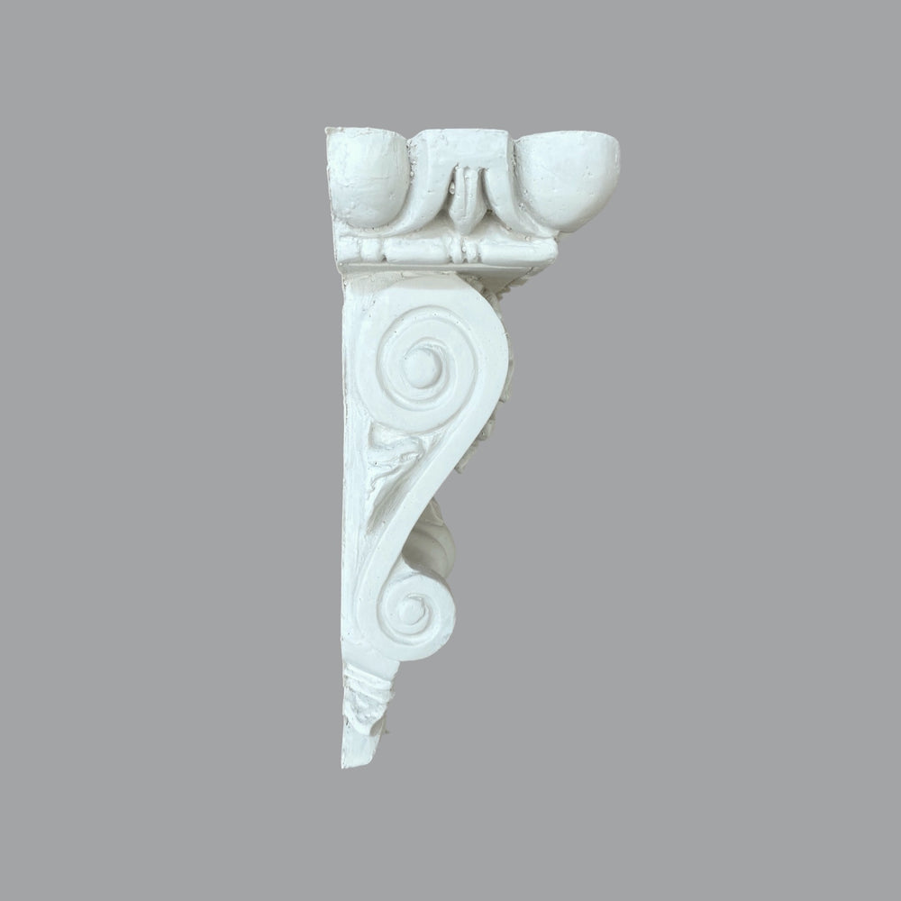 CL-CB04 Large Corbel. Height: 390mm. Width: 290mm. Depth: 130mm