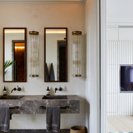 CL-LG01 Small Lighting Cornice. Projection: 93mm. Height: 110mm