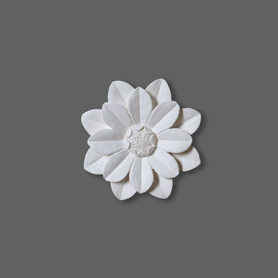 Cornice Store London small Enriched Plaster Ceiling Rose CL-CR54 image 1