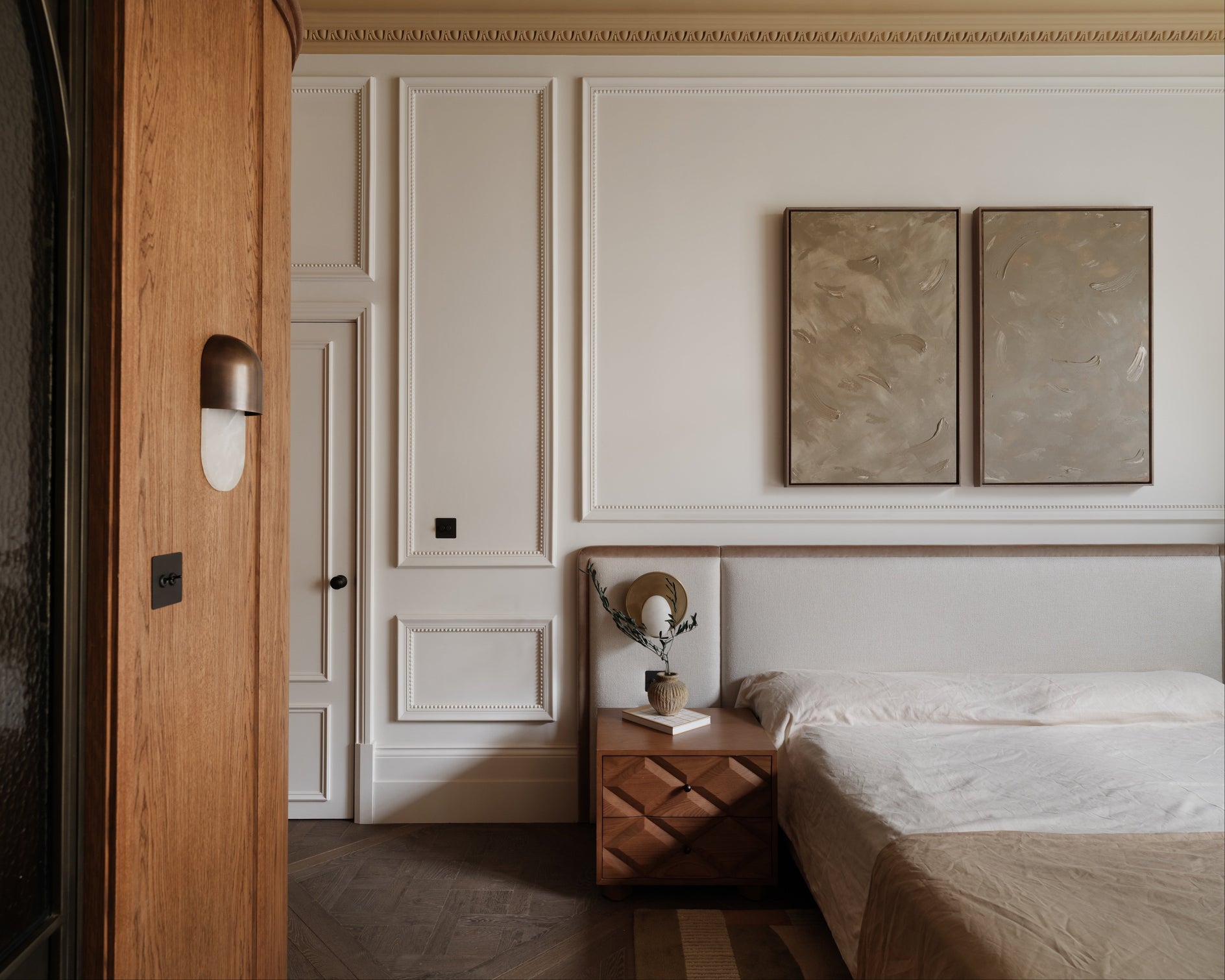 Cornice London Store Plaster Beaded Panel Moulding CL-P09 gallery image 1