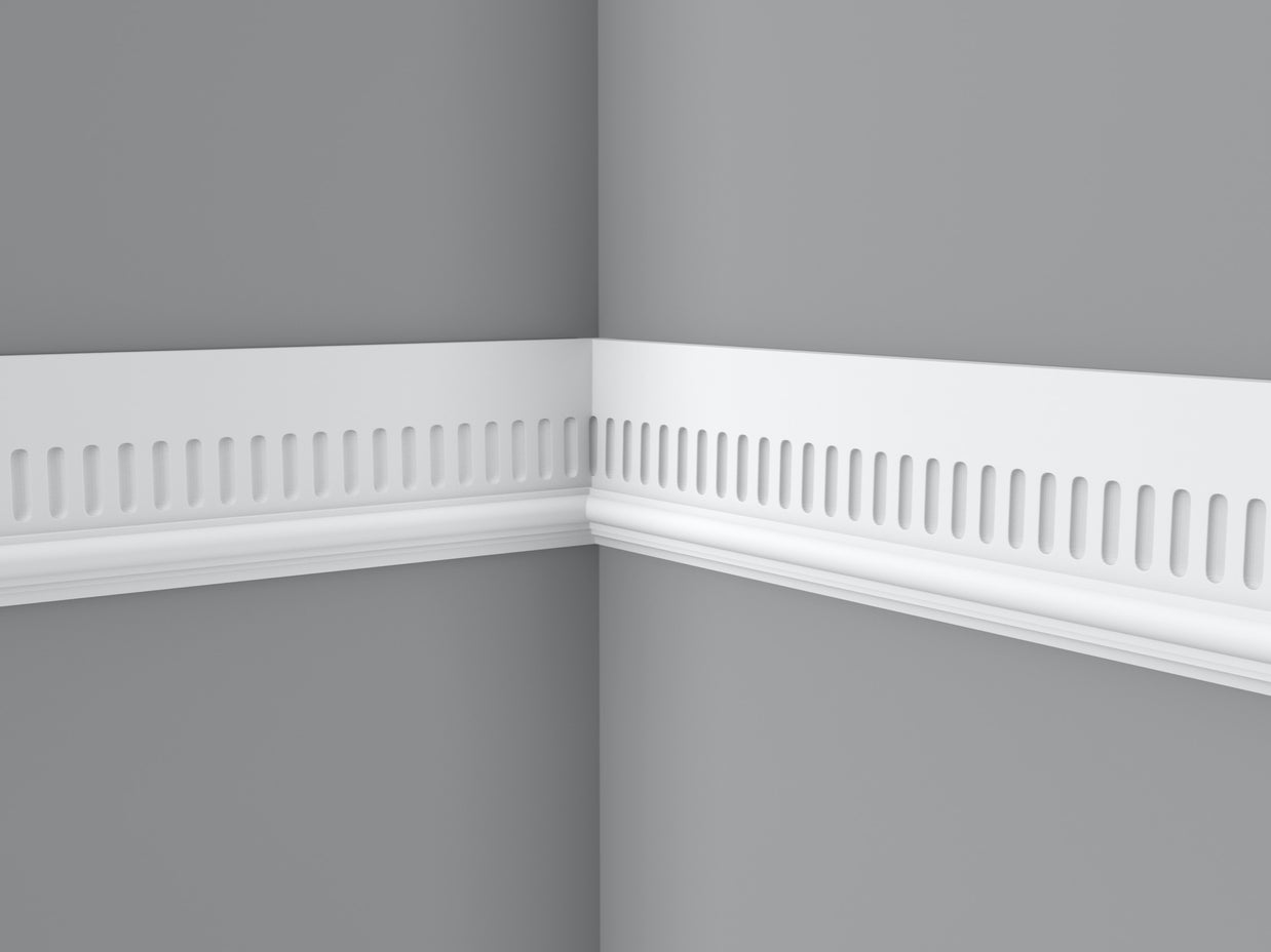 CL-P05 Medium Panel Moulding. Width: 100mm. Height: 24mm.